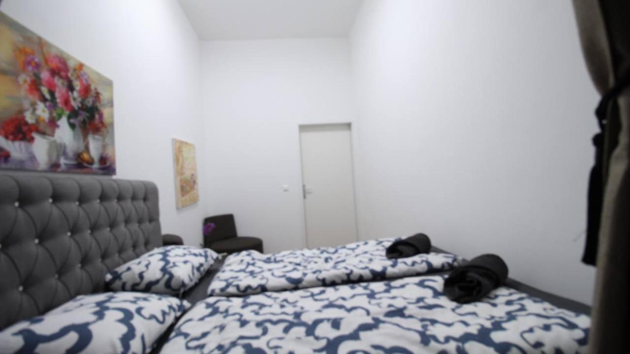 Modern Double Room Js A Wien Ngoại thất bức ảnh